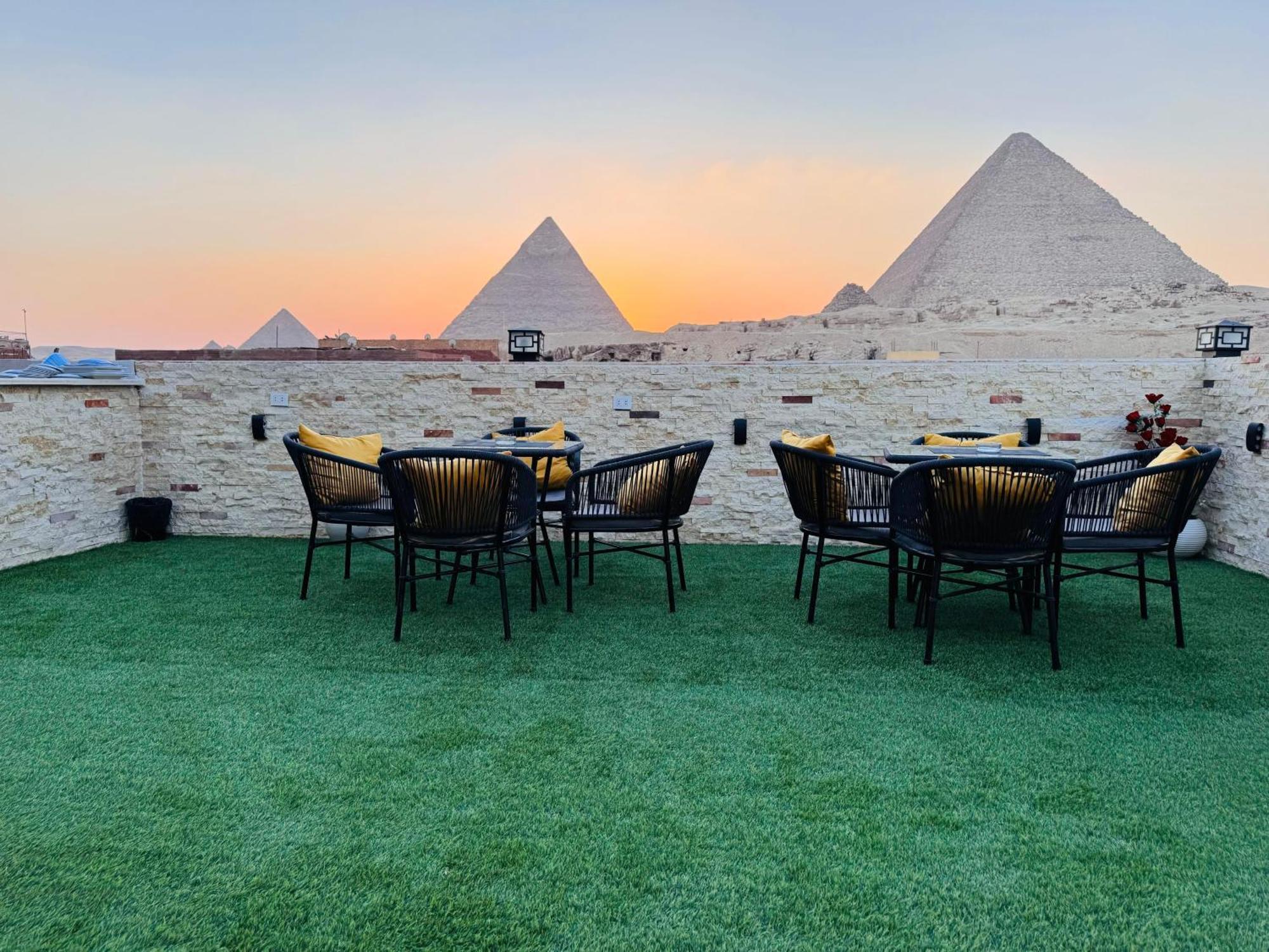 New Scarab Pyramids View Hotell Kafret el-Gabal Exteriör bild