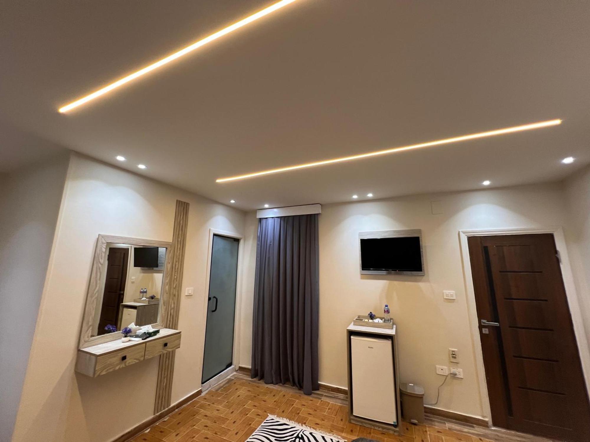 New Scarab Pyramids View Hotell Kafret el-Gabal Exteriör bild