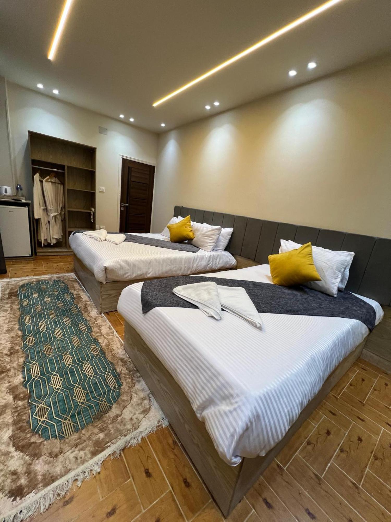New Scarab Pyramids View Hotell Kafret el-Gabal Exteriör bild